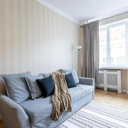 Urban Chic - 10 People - Center -nowy Swiat Βαρσοβία